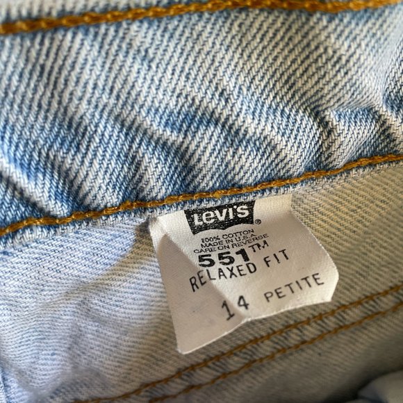 vintage style Levi's 551 shorts - Picture 4 of 4